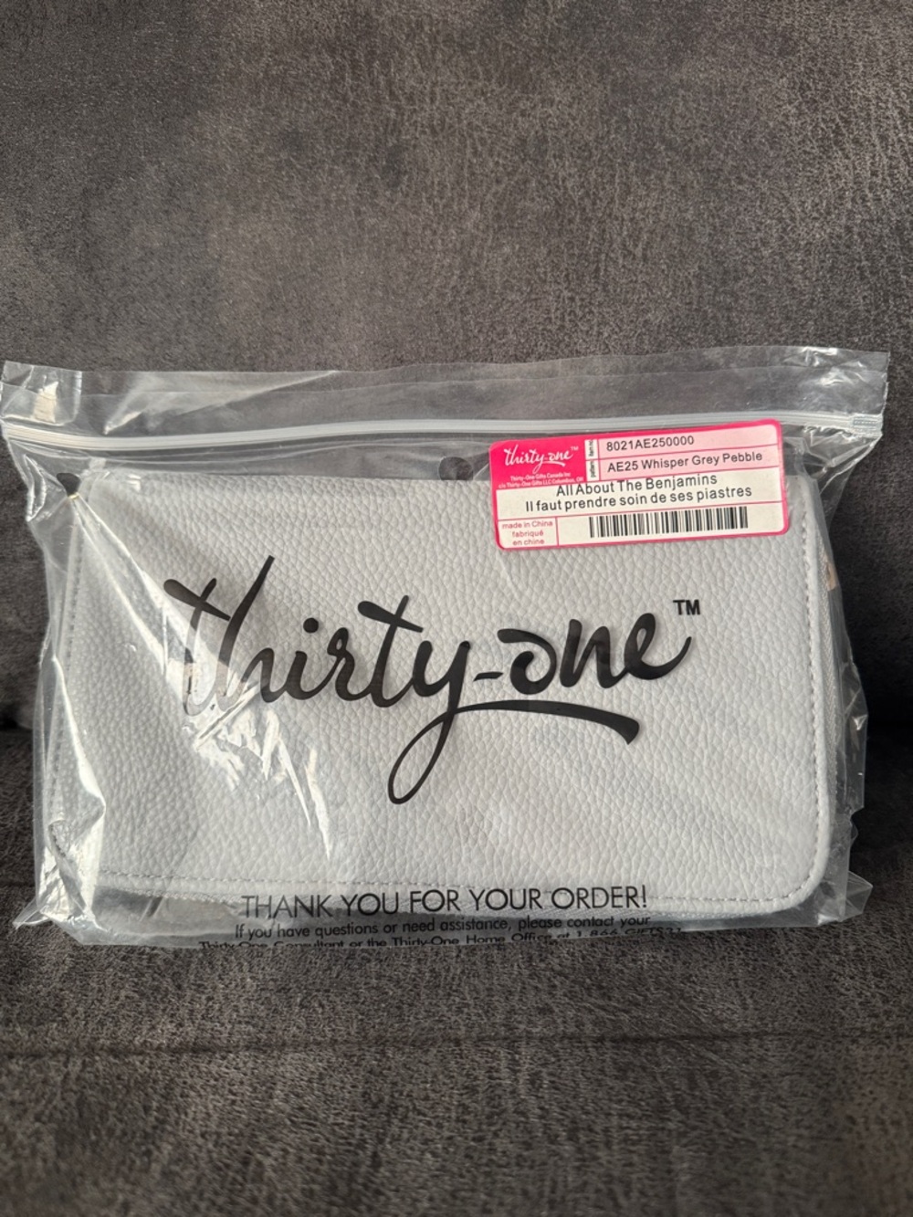 Thirty-One All About the Benjamins Wallet - Whisper Grey Pebble